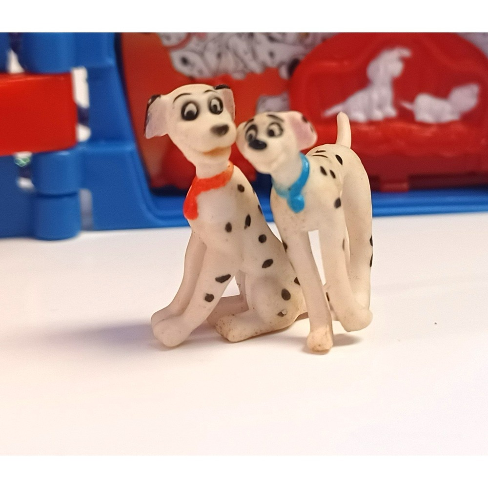 Vintage 1990s Mattel Once Upon A Time Disney 101 Dalmatians Polly Pocket Playset - Picture 6 of 10